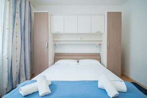 Apartment, 2 Bedrooms, Terrace, Sea View
