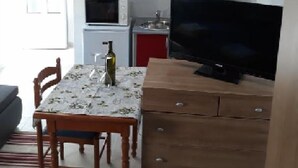 Uklassifisert bilde, 5 av 6, knapp