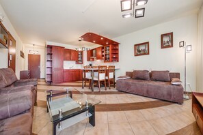 Apartment (3)