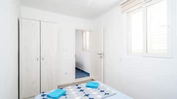 1 bedroom, WiFi, bed sheets