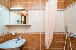 Hair dryer, towels