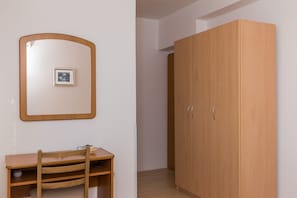 1 sovrum, strykjärn/strykbräda, wi-fi och sängkläder