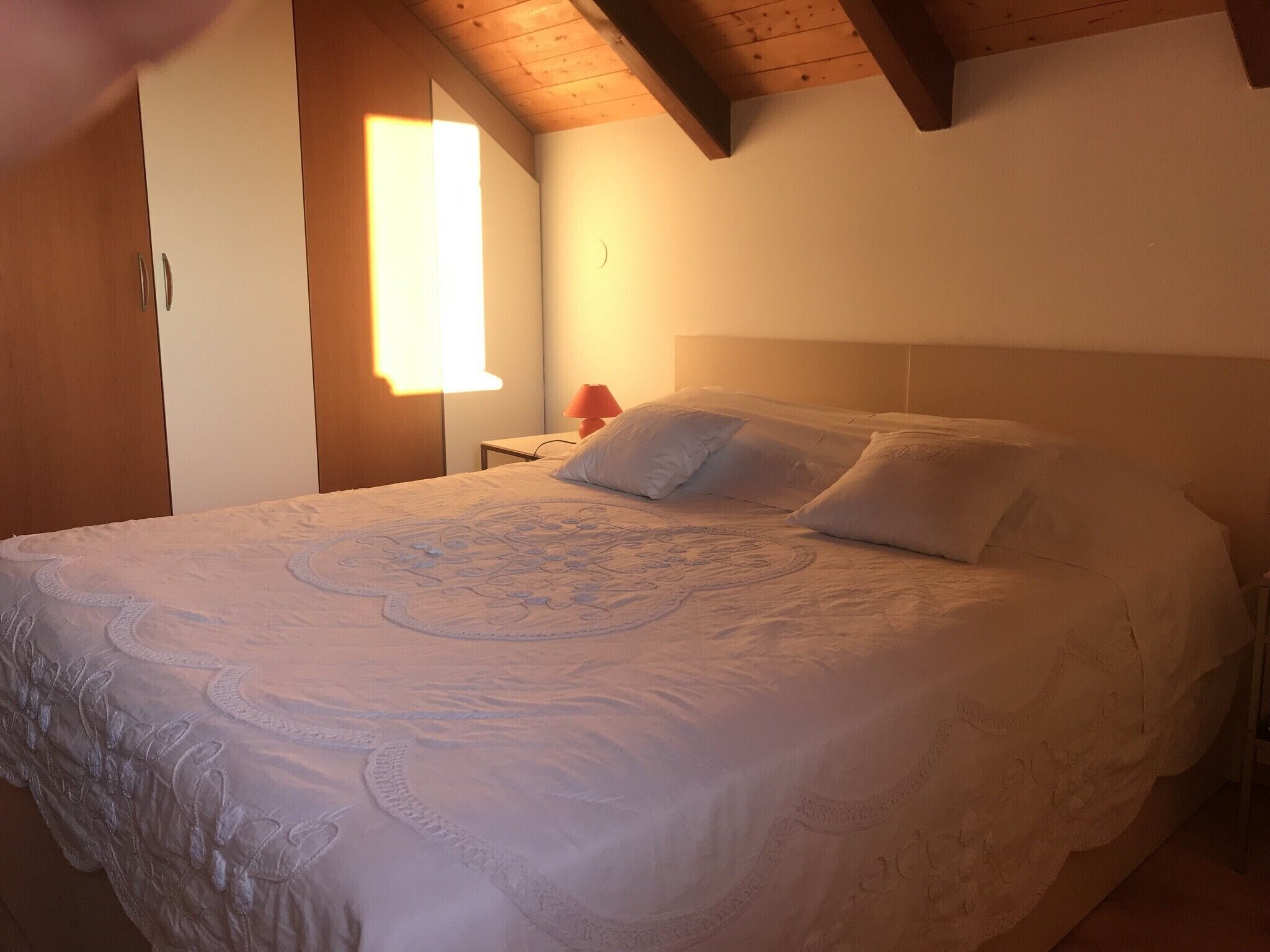 2 sovrum, strykjärn/strykbräda, wi-fi och sängkläder