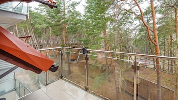 Studio Suite (23) | Balcony view