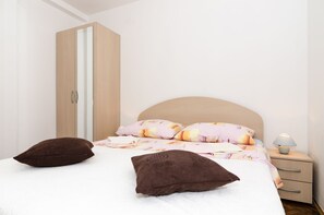 1 chambre, accès à Internet, literie fournie