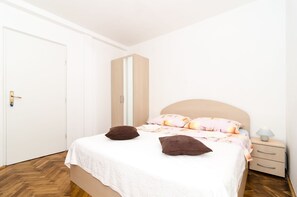 1 Schlafzimmer, Internetzugang, Bettwäsche
