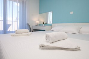 1 bedroom, iron/ironing board, free WiFi, bed sheets - Dva Galeba - One Bedroom Apartment with Garden Terrace (202) (Bol)