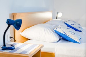 3 chambres, fer et planche à repasser, Wi-Fi, draps fournis