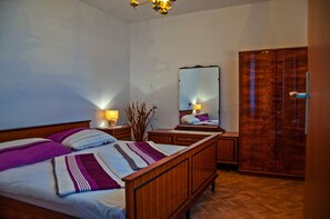 2 dormitoris i roba de llit 