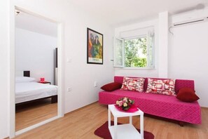 1 Schlafzimmer, Bügeleisen/Bügelbrett, kostenloses WLAN, Bettwäsche