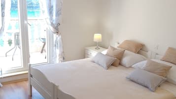 1 bedroom, WiFi, bed sheets