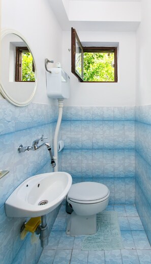 淋浴設備、風筒、提供毛巾