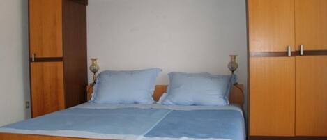 1 Schlafzimmer, Bügeleisen/Bügelbrett, WLAN, Bettwäsche