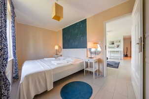 Apartment (7, ul. Niska 14) | 1 bedroom, laptop workspace, free WiFi, bed sheets