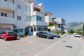 Exterior - Apartment Riki - Studio Apartment with Balcony and City View (Dubrovnik)