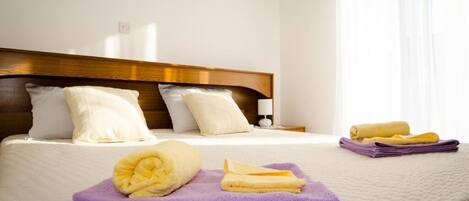 2 Schlafzimmer, Bügeleisen/Bügelbrett, WLAN, Bettwäsche