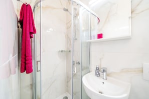 Handtücher, Toilettenpapier