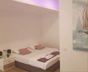 Wi-fi (inkludert) og sengetøy