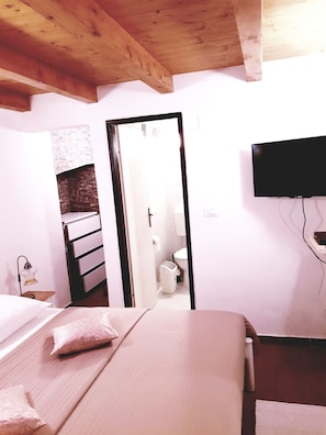 1 habitación, wifi gratis y ropa de cama
