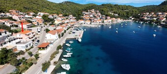 Apartments Kuzma - Yhden makuuhuoneen huoneisto parvekkeella ja merinäköalalla