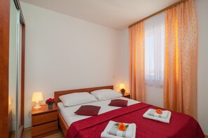 2 bedrooms, free WiFi, bed sheets