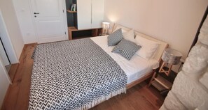 1 chambre, fer et planche Ă repasser, Wi-Fi, draps fournis
