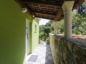 تفاصيل الفندق من الخارج