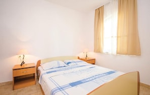 1 quarto, acesso à internet, roupa de cama