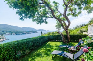 Property grounds - Apartments Sara (Molunat) - One Bedroom Apartment with Terrace and Sea View (Molunat)