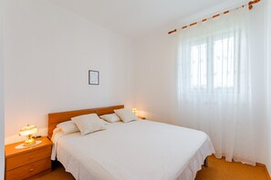 1 室のベッドルーム、アイロン / アイロン台、WiFi、ベッドシーツ