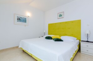 1 habitación, internet y ropa de cama 