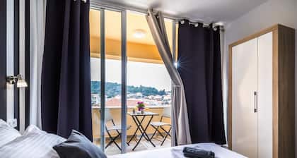 Apartments Sunshine Home - Double Room with balcony