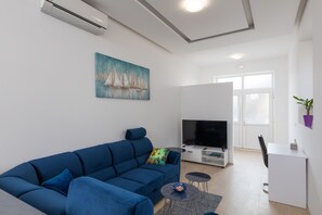 Flachbildfernseher