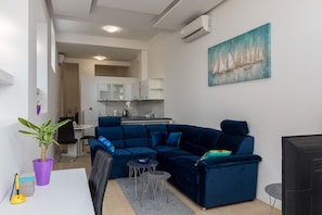 Flat-screen TV - Apartment Vino & Gitara - Studio apartment (Dubrovnik)