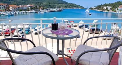 Sunshine Apartment Doda - Apartment mit 3 Schlafzimmern, Balkon und Meerblick