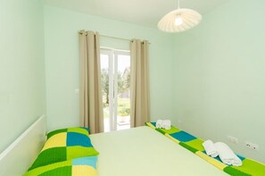 1 bedroom, iron/ironing board, Internet, bed sheets