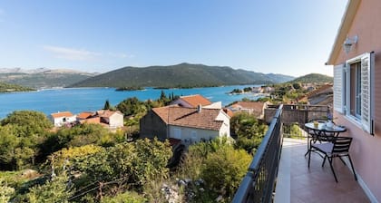 Apartments Memunić - Apartment mit 1 Schlafzimmer, Balkon und Meerblick (CRVENI)
