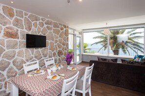 Dining - Villa Mirjana - One Bedroom Apartment with Terrace and Sea View (Palma) (Mlini)
