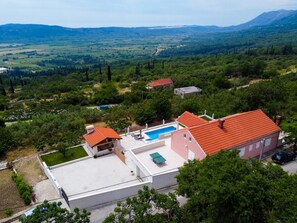 Exterior - Villa Dragić- Four Bedroom Villa with Swimming Pool, Terrace and Sea View (Gruda)