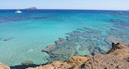 PANORAMIKAALINEN VILLA, JOLLA YKSITYISEN KÄYTTÖMYYS MERIIN