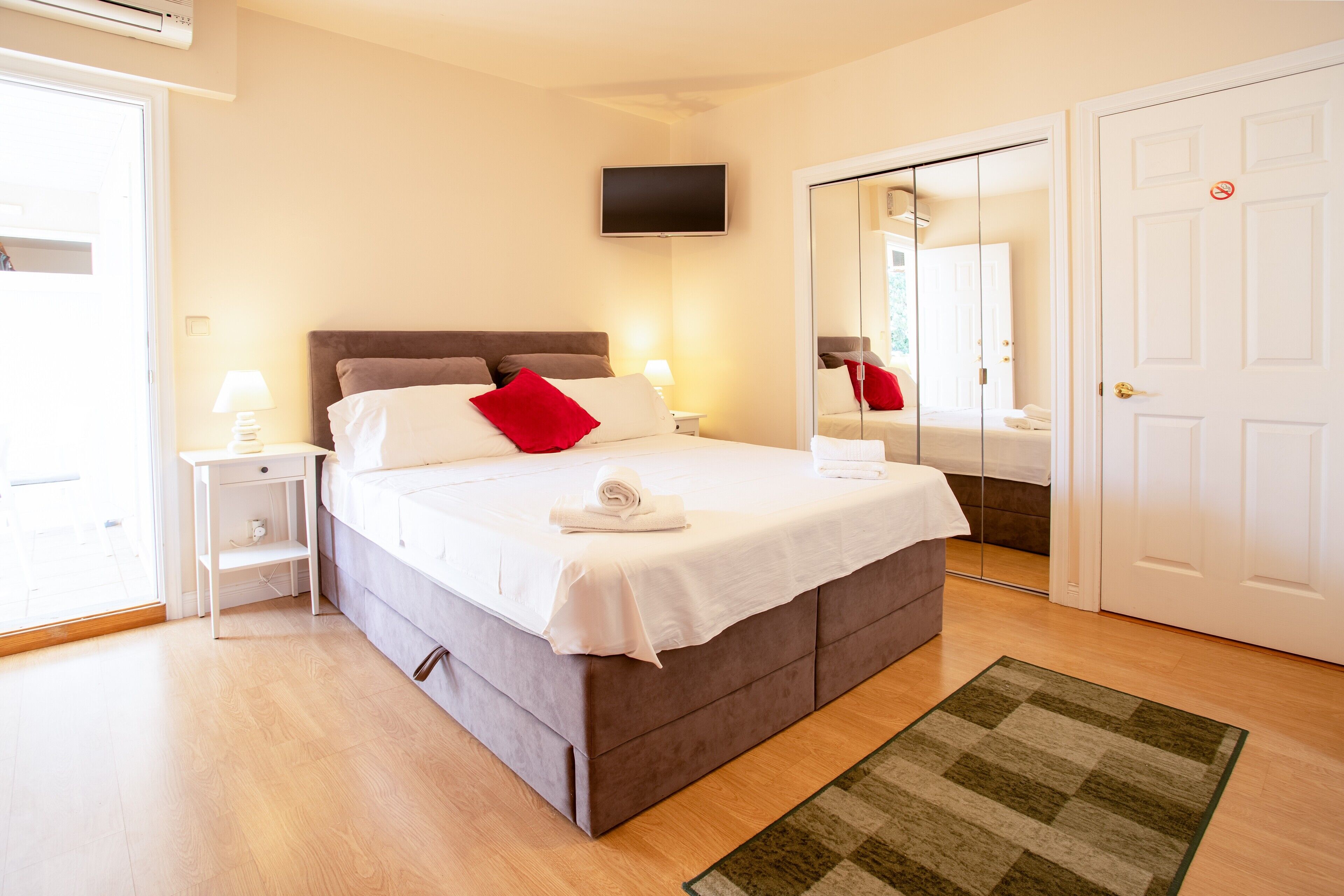 1 bedroom, iron/ironing board, WiFi, bed sheets