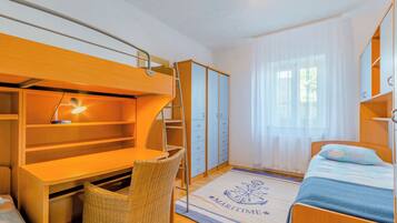 3 Schlafzimmer, Bügeleisen/Bügelbrett, WLAN, Bettwäsche