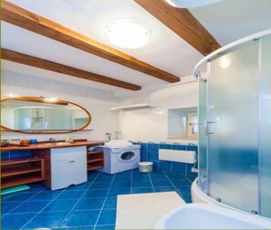 Haartrockner, Handtücher