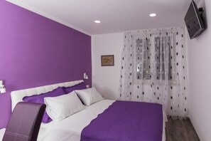 2 habitaciones, tabla de planchar con plancha y wifi gratis 