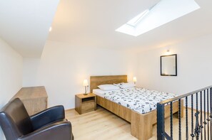 1 habitación, escritorio, wifi y ropa de cama 
