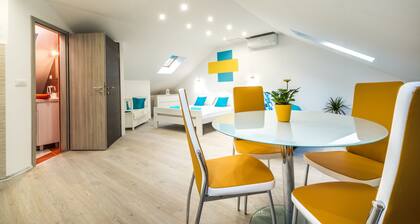 Apartments Sunshine Home - Studio Apartment