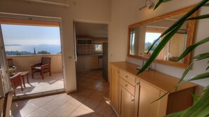 Interior - Apartment Villa Molina - One-Bedroom Apartment with Terrace and Sea View (Mlini)
