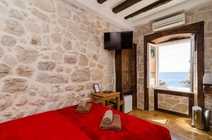 1 quarto, acesso à internet, roupa de cama