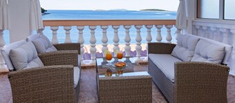 Apartments Villa Senija - Superior Two Bedroom Apartment with Terrace and Sea View