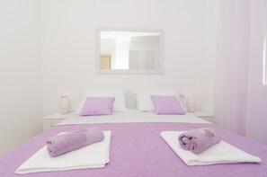 1 室のベッドルーム、WiFi、ベッドシーツ